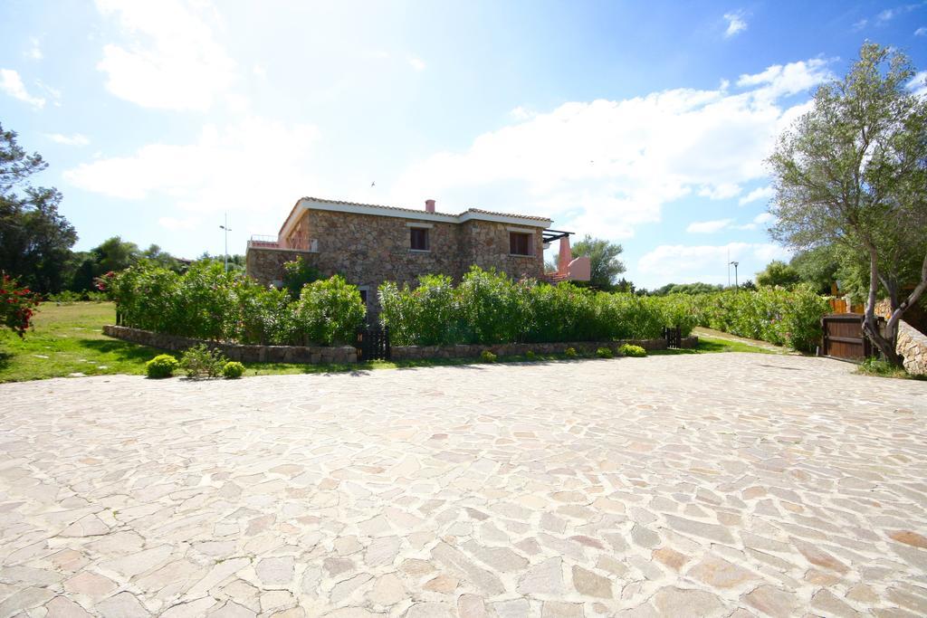 Residenze Dei Fiori Villa Porto Rotondo Ngoại thất bức ảnh