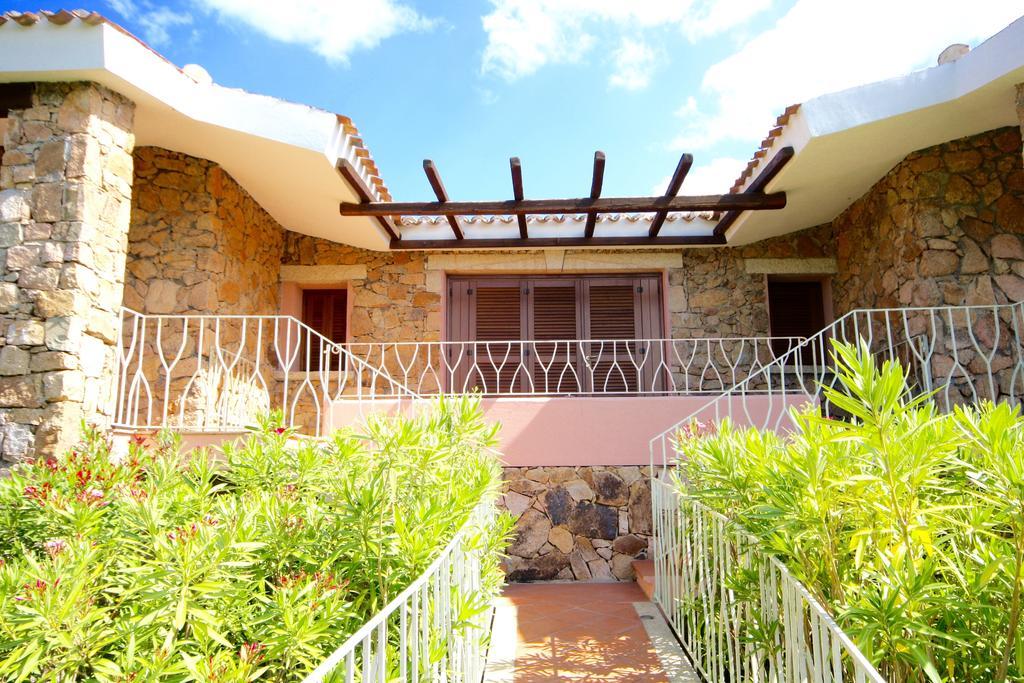 Residenze Dei Fiori Villa Porto Rotondo Ngoại thất bức ảnh
